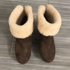 Ugg Lynnea Boots Brown Suede